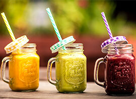 Sommersmoothies mit dem gewissen Extra
